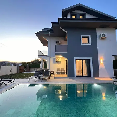 Kerem 4 Bdr Private Pool Villa Fethiye